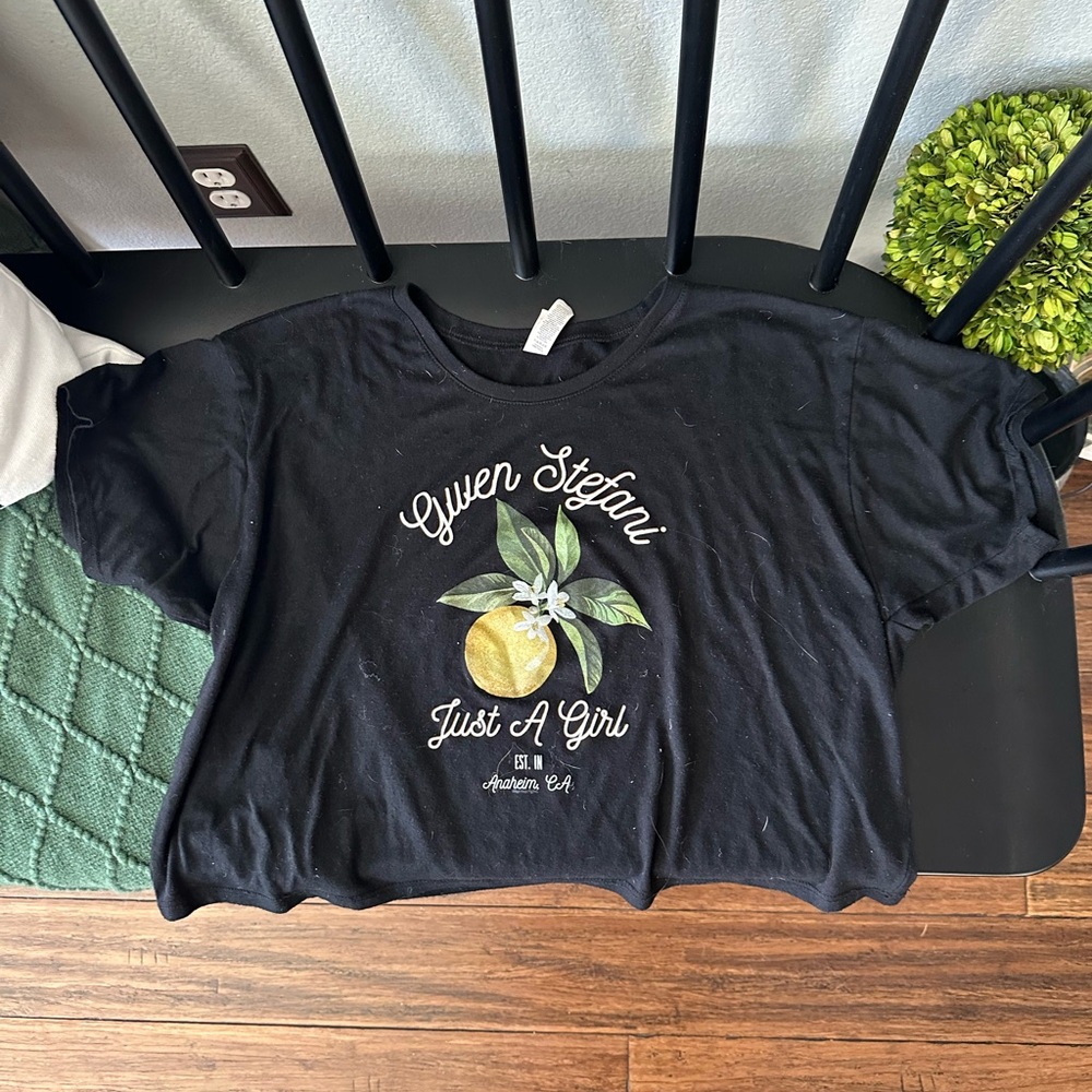 Gwen Stefani Just a girl tour shirt